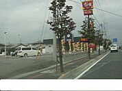 飲食店「すき家伊勢崎除ヶ町店まで1340m」