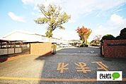 中学校「伊勢崎市立殖蓮中学校まで853m」