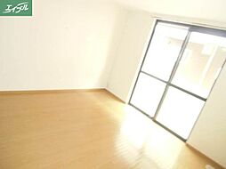 JR山陽本線 北長瀬駅 徒歩24分の賃貸アパート 1階1Kのリビング/ダイニング