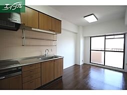 JR宇野線 大元駅 徒歩13分の賃貸マンション 8階2DKのリビング/ダイニング