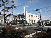 中国銀行岡南支店 957m