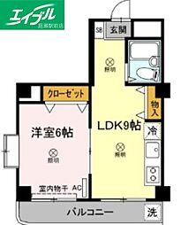 レジデンス板野 2階