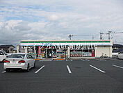 ファミリーマート岡山庭瀬店 889m