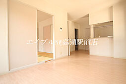 プロヴァンス　B棟 2階2LDKのリビング/ダイニング