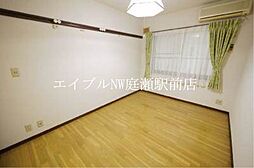 メゾンエトワール 1階1Kのリビング/ダイニング