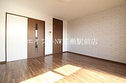 フィネスエトワール 2階1Kのリビング/ダイニング