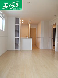 フィオーレII 1階1LDKのリビング/ダイニング