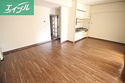 メゾンド岡文館 4階3LDKのリビング/ダイニング