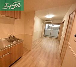 レジデンスカープ南中央町 7階1LDKのリビング/ダイニング