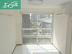 メゾン富田町 3階ワンルームのリビング/ダイニング