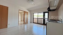 JR津山線 備前原駅 3.8kmの賃貸アパート 3階2LDKのリビング/ダイニング