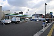 ファミリーマート岡山大供二丁目店 77m
