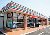 セブンイレブン岡山朝日高校前店 776m