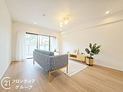 オークヒルズ香里四番館　中古マンション 4LDKのリビング/ダイニング