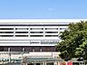 周辺：寝屋川市駅(京阪本線) 京阪本線「寝屋川市駅」は通勤・通学に便利な主要駅です。駅周辺には商業施設や飲食店が充実しており、日々の買い物やお出かけにも大変便利な立地環境が整っています。 1740m