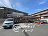周辺：セブンイレブン枚方伊加賀南町店 徒歩5分。 400m