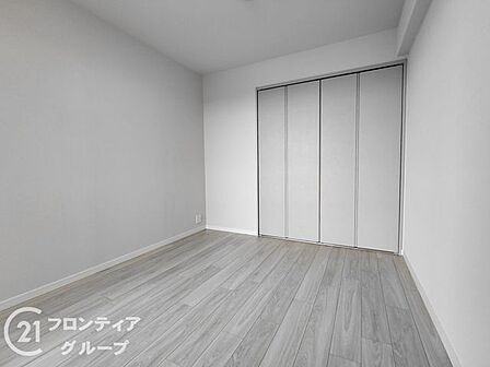 住まい選びは、価格や立地だけでなく、将来の暮らし方まで含めて考えることが大切です。今の段階で気になっていることを、まずスタッフに話してみてください