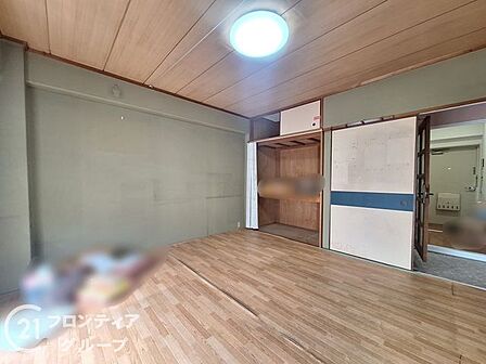 住まい選びは、価格や立地だけでなく、将来の暮らし方まで含めて考えることが大切です。今の段階で気になっていることを、まずスタッフに話してみてください