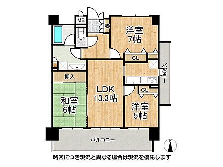 南面バルコニーに面した明るいLDKと各居室への動線がスムーズな間取り。