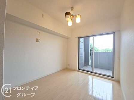 住まい選びは、価格や立地だけでなく、将来の暮らし方まで含めて考えることが大切です。今の段階で気になっていることを、まずスタッフに話してみてください