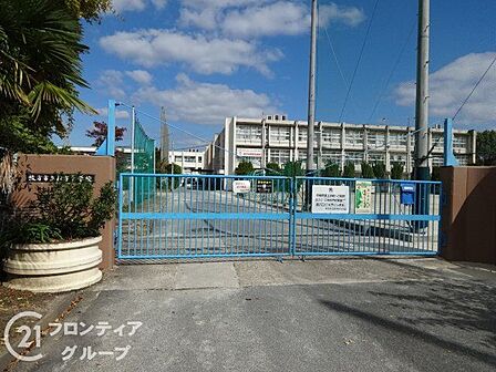 枚方市立枚方中学校 徒歩5分。 390m
