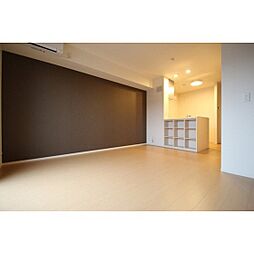 西鉄貝塚線 唐の原駅 徒歩5分の賃貸アパート 2階2LDKのリビング/ダイニング