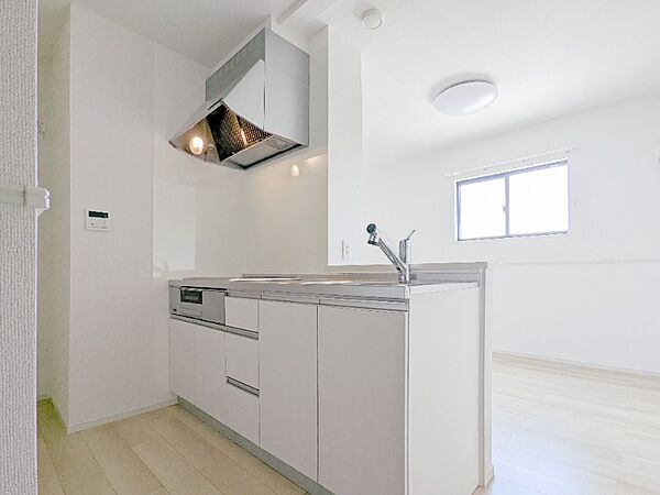apartment 栃木県小山市東城南４丁目28-3　関口ビル1階