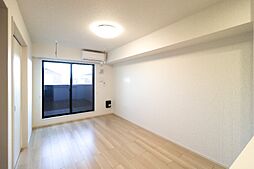 JR東北本線 小山駅 バス11分 雨ケ谷新田北下車 徒歩7分の賃貸アパート 2階2LDKのリビング/ダイニング