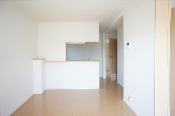 apartment 栃木県小山市東城南４丁目28-3　関口ビル1階