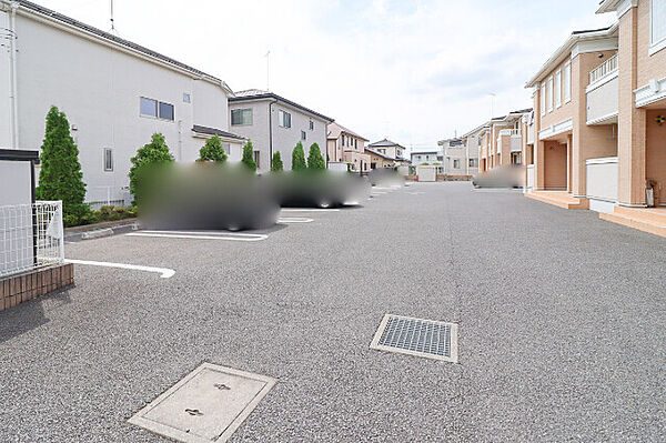apartment 栃木県小山市東城南４丁目28-3　関口ビル1階