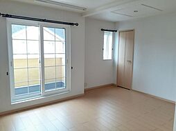 JR水戸線 川島駅 徒歩20分の賃貸アパート 2階2LDKのリビング/ダイニング