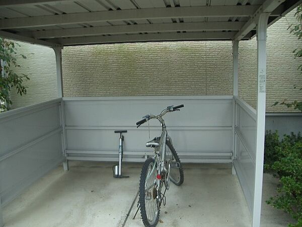 detached 栃木県小山市東城南４丁目28-3　関口ビル1階