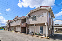 栃木県小山市東城南2丁目27-7：物件画像／ＬＩＸＩＬ賃貸ショップ　株式会社あるある不動産　小山店