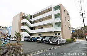 ヴェルテコート南栄  ｜ 愛知県豊橋市南栄町字空池（賃貸マンション3LDK・4階・79.75㎡） その1