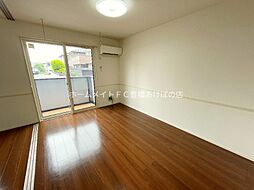 メゾン　ラ・ヴェリテ　B 1階1LDKのリビング/ダイニング