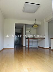 グラン・ドゥムール 1階1Kのリビング/ダイニング