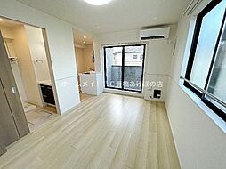 ヒカルサ豊橋牟呂水神 2階1LDKのリビング/ダイニング