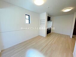 ヒカルサ豊橋柳生川II 1階1LDKのリビング/ダイニング