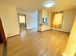 スクエア　ヴィレッジ　E 1階2LDKのリビング/ダイニング