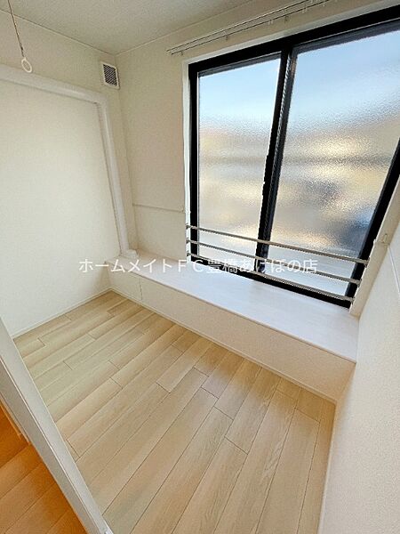 ハイバリースクエア田原