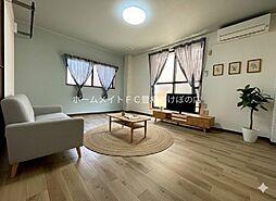 ボン・アゼリア 1階2Kのリビング/ダイニング