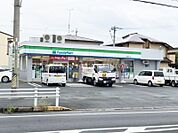 ファミリーマート豊橋吉川店 50m
