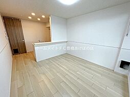 カーサバレンシア多米西町 2階1LDKのリビング/ダイニング