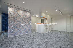 ニューバリア忠興 3階ワンルームのリビング/ダイニング