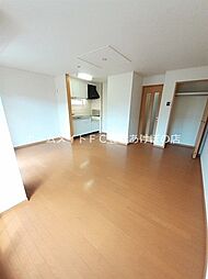 Villa フォーシーズン 1階1LDKのリビング/ダイニング