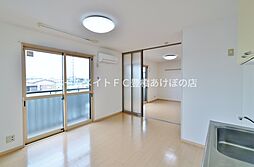 ラ・ファミーユ 2階2DKのリビング/ダイニング