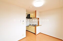 ブロードタウン神野II　D棟 2階ワンルームのリビング/ダイニング