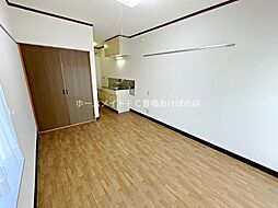 セントラルヒルズA 2階ワンルームのリビング/ダイニング