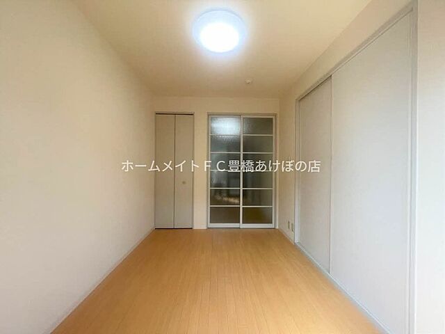 洋室