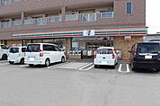 セブンイレブン豊橋新栄町店 328m